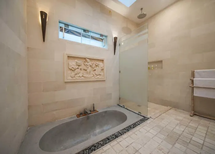 Luxury Juno Villa Seminyak (Bali)