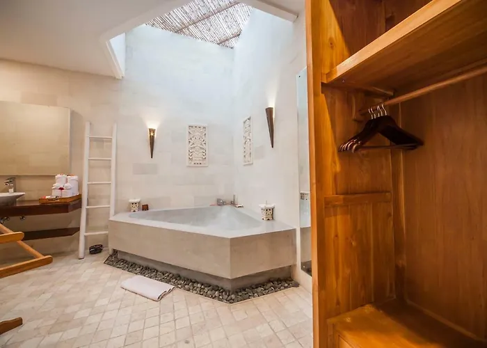 Villa Luxury Juno Seminyak (Bali)
